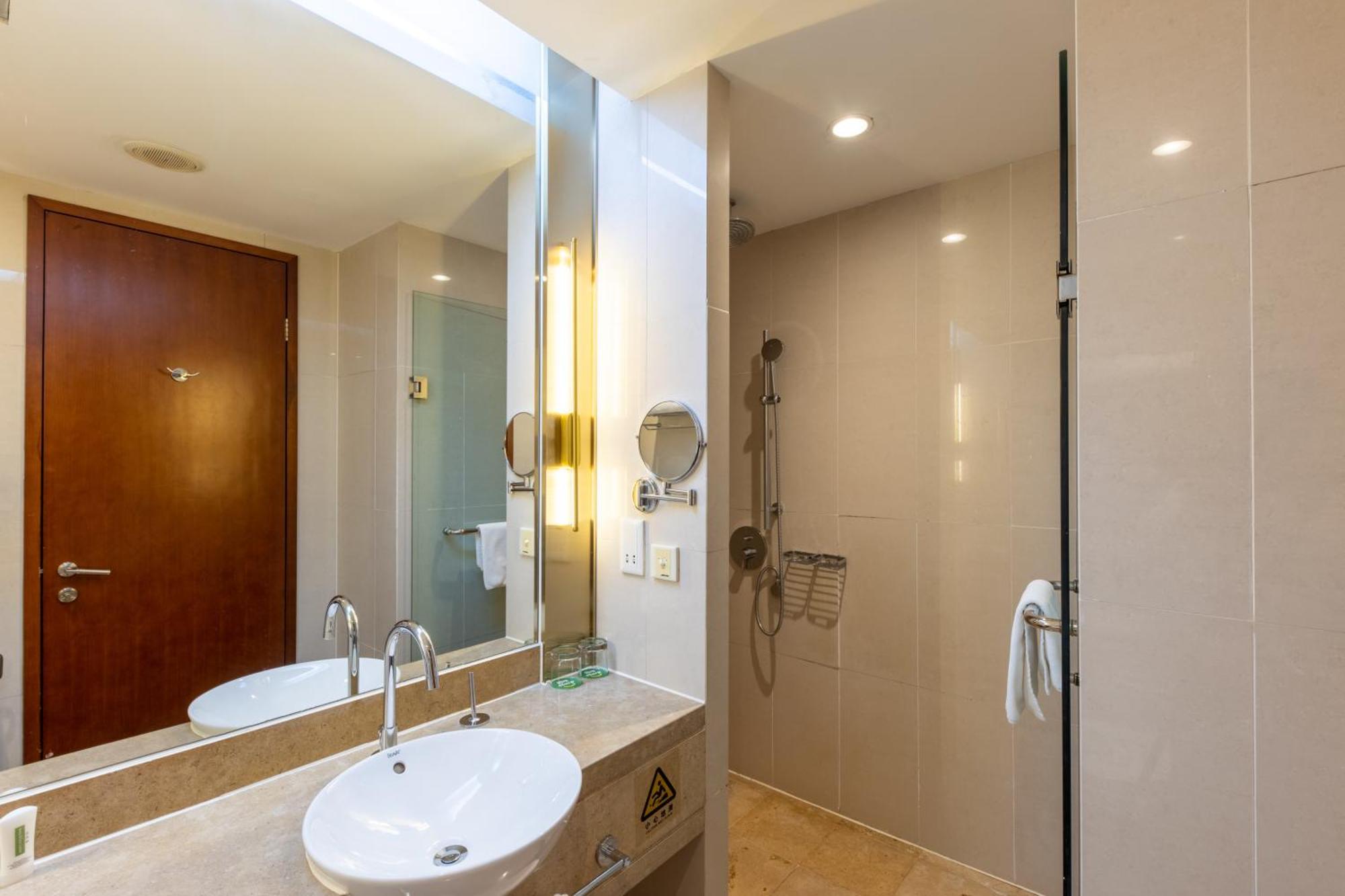 Holiday Inn Xiaoshan By Ihg Hangzhou Exterior foto